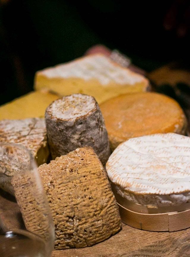 巴黎Paul Bert餐厅的法国奶酪